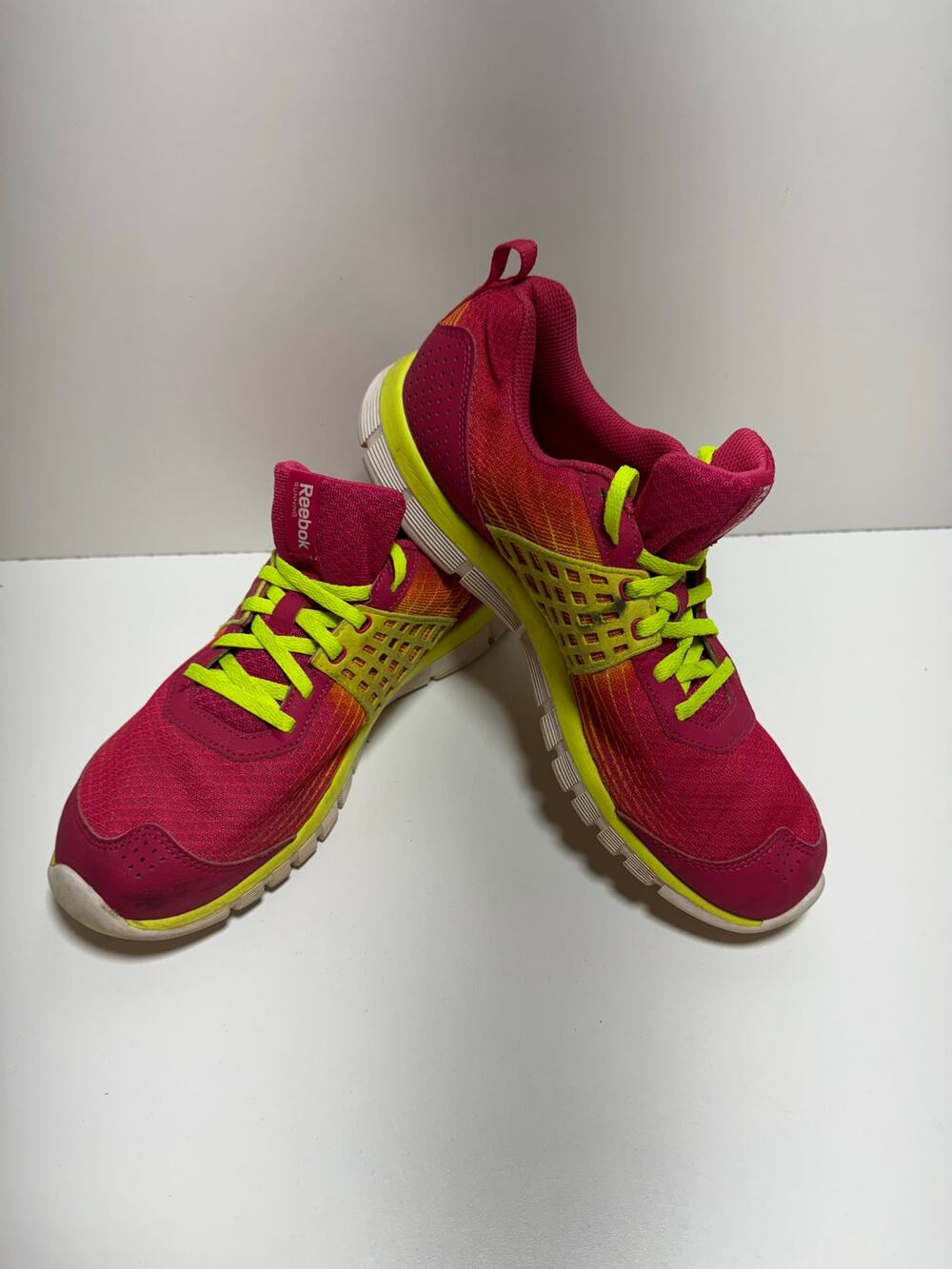 Reebok Dual Compound Shoes Women’s Sz 10 Pink Red Athletic Running Sneakers